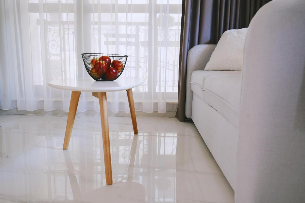 Centre - Two Bedroom Apartment Varna